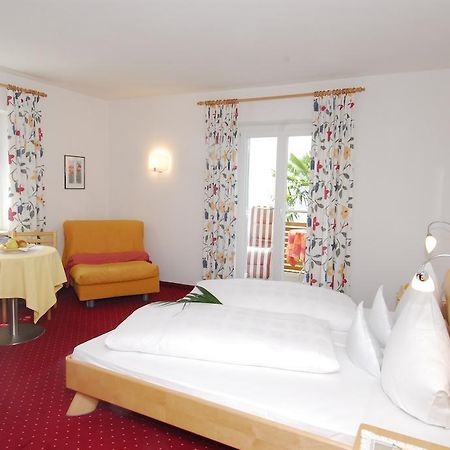 Garni Dornach Hotel Schenna Room photo