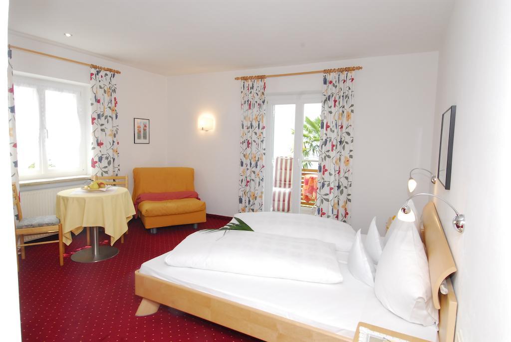 Garni Dornach Hotel Schenna Room photo