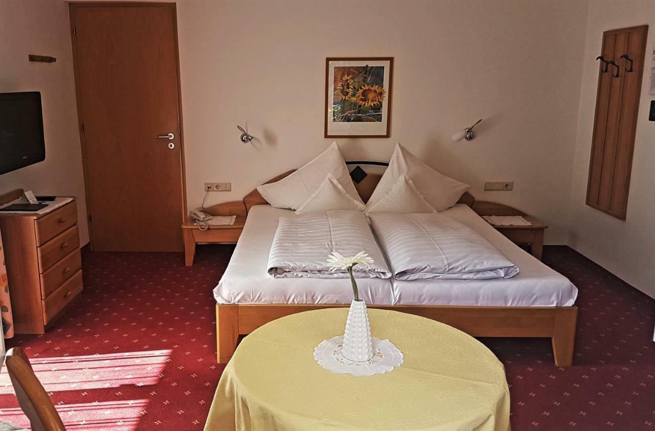 Garni Dornach Hotel Schenna Exterior photo